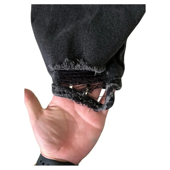 Abercrombie and Fitch Ankle Straight Ultra High Rise Distressed Black Jeans 26/2 - Picture 4 of 6